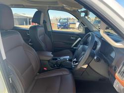 2023 Mahindra Scorpio Z8