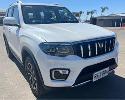 2023 Mahindra Scorpio Z8