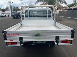 2022 Mahindra PIK-UP S11