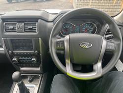 2022 Mahindra PIK-UP S11