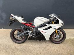 2012 Triumph DAYTONA R WHITE