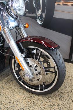 2022 Harley-davidson FLRT FREEWHEELER RED