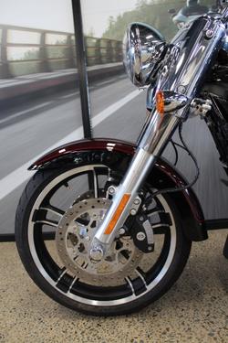 2022 Harley-davidson FLRT FREEWHEELER RED