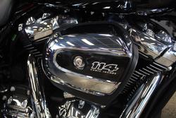 2022 Harley-davidson FLRT FREEWHEELER RED