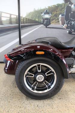 2022 Harley-davidson FLRT FREEWHEELER RED
