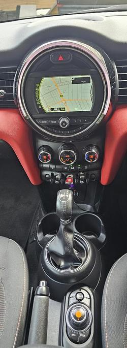 2016 MINI Hatch Cooper F55 Blazing Red