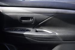 2013 Mitsubishi Outlander ES ZJ MY13 White