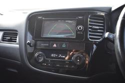 2013 Mitsubishi Outlander ES ZJ MY13 White