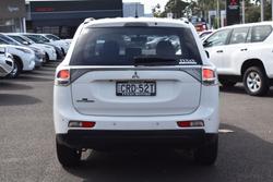 2013 Mitsubishi Outlander ES ZJ MY13 White