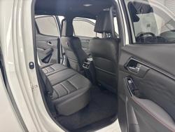 2024 Isuzu D-MAX X-TERRAIN MY24 4X4 Dual Range Mineral White
