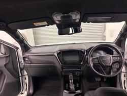 2024 Isuzu D-MAX X-TERRAIN MY24 4X4 Dual Range Mineral White