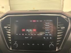 2024 Isuzu D-MAX X-TERRAIN MY24 4X4 Dual Range Mineral White
