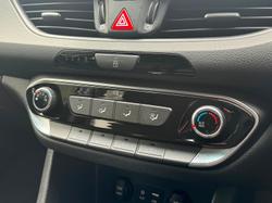 2019 Hyundai
                i30 Active