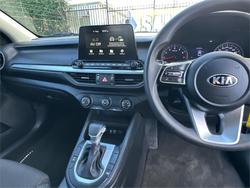 2020 KIA
CERATO S