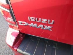 2025 Isuzu D-MAX X-TERRAIN