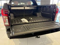 2025 Mazda BT-50 SP