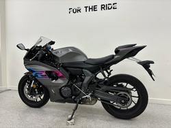 2024 YAMAHA YZF-R7LA grey