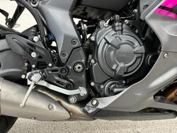 2024 YAMAHA YZF-R7LA grey