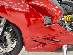 2024 DUCATI PANIGALE V2 Red