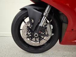2024 DUCATI PANIGALE V2 Red