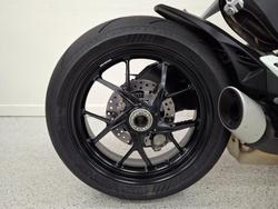 2024 DUCATI PANIGALE V2 Red