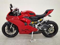2024 DUCATI PANIGALE V2 Red