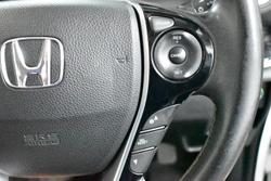 2015 Honda
Odyssey VTi-L
