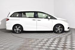 2015 Honda
Odyssey VTi-L