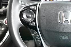 2015 Honda
Odyssey VTi-L
