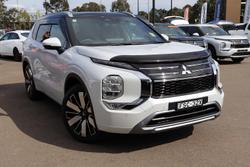 2025 Mitsubishi Outlander Exceed Tourer