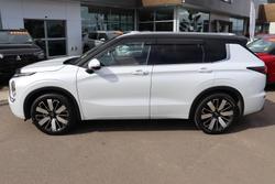 2025 Mitsubishi Outlander Exceed Tourer