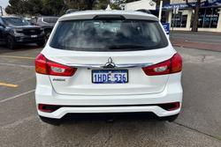 2019 Mitsubishi
ASX ES