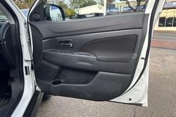 2019 Mitsubishi
ASX ES