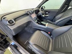 2023 Mercedes-Benz
GLC-Class GLC300