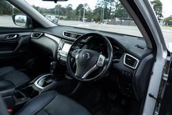 2014 Nissan
                X-TRAIL ST-L