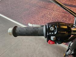 2025 Triumph Bonneville T100 (900cc) Bonneville Black