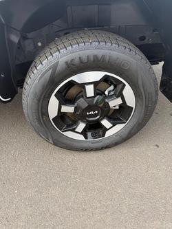 2025 Kia Tasman SX+