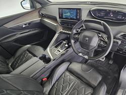 2022 Peugeot 5008 GT Sport P87 MY22 Pearl White