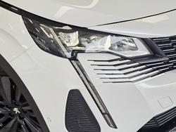 2022 Peugeot 5008 GT Sport P87 MY22 Pearl White