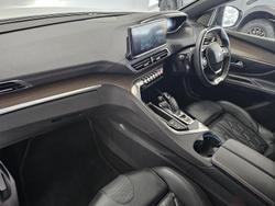 2022 Peugeot 5008 GT Sport P87 MY22 Pearl White