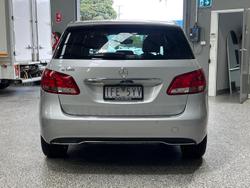 2015 Mercedes-Benz B-Class B180 W246 Polar Silver
