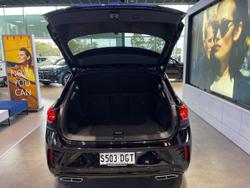 2025 Volkswagen T-Roc 140TSI R-Line