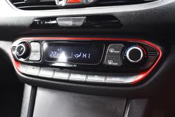 2017 Hyundai i30 SR PD MY18 Phantom Black