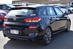 2017 Hyundai i30 SR PD MY18 Phantom Black