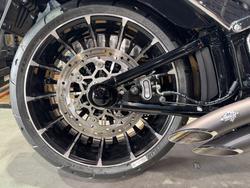 2025 Harley-davidson FXBR BREAKOUT (117) Vivid Black