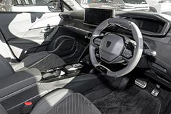 2025 Peugeot 2008 GT Hybrid P24 MY25 Artense Grey