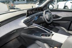 2025 Peugeot 3008 Allure Hybrid P64 MY25 Okenite White