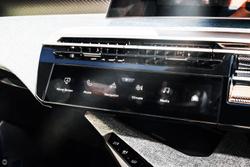 2025 Peugeot 3008 Allure Hybrid P64 MY25 Okenite White
