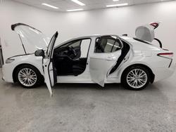 2020 Toyota Camry SL ASV70R Frosted White