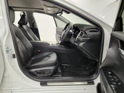 2020 Toyota Camry SL ASV70R Frosted White